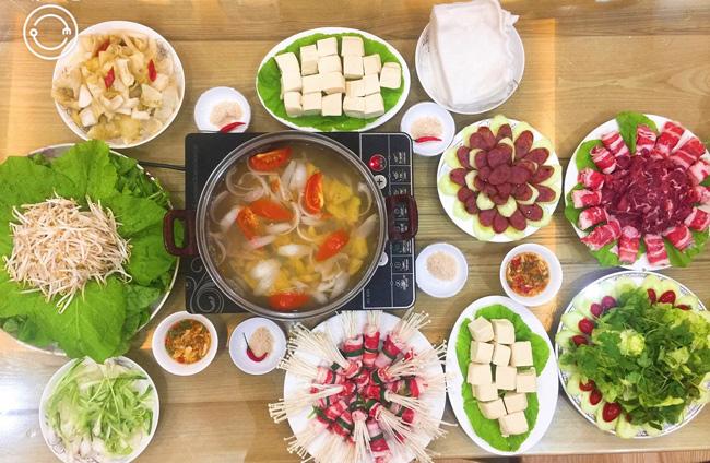 Mẹ đảm Hà Nội khoe những nồi lẩu hoành tráng thách thức ngày lạnh giá Mẹ Đảm Hà Nội Khoe Những Nồi Lẩu Hoành Tráng Thách Thức Ngày Lạnh Giá