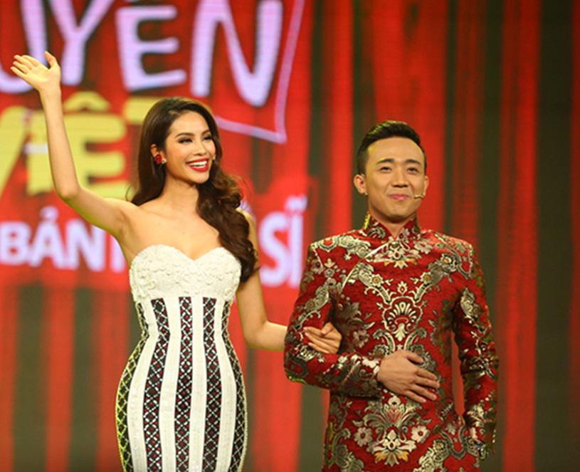 Phạm Hương mặc đầm dạ hội đuôi cá thi Miss Universe  Tuổi Trẻ Online