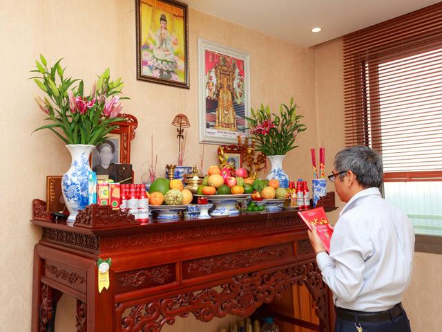 Xuất hiện những hiện tượng này trên bàn thờ thì đừng chủ quan, cần hết sức thận trọng