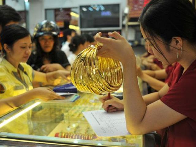Giá vàng hôm nay 3/1/2019: Vàng bất ngờ tăng vọt