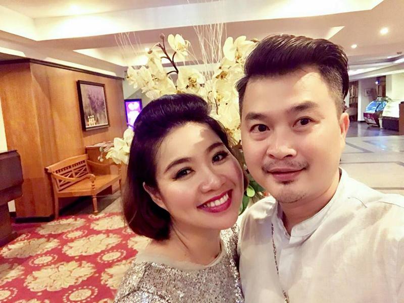Có bầu con trai đầu lòng sau 10 năm yêu và 4 năm kết hôn, MC Lê Khánh và ông xã Tuấn Hải vô cùng vui mừng và cũng nhận được sự chúc phúc của đông đảo người thân, bạn bè.
