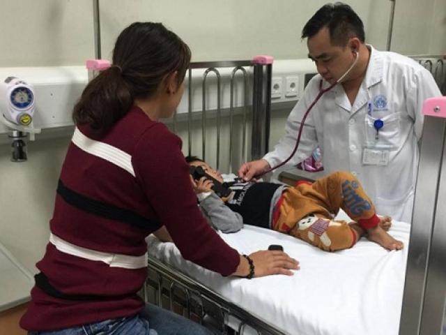 3 cháu nhỏ nhập viện vì uống nhầm thuốc người lớn, bác sĩ vạch rõ nguyên nhân do bố mẹ