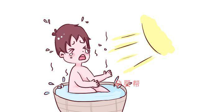 troi lanh den may me cung dung bat den suoi khi tam cho con keo be de mu loa - 1