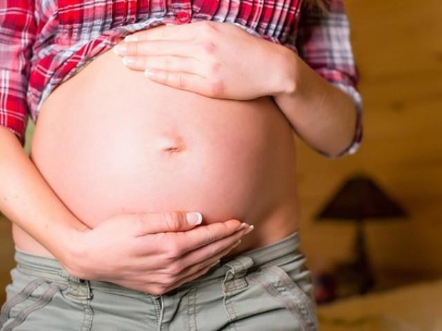 Đau bụng dưới khi mang thai có sao không?