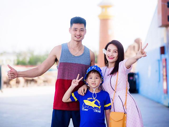 Bảo Thanh tự nhận xinh mà láo, hứa sinh thêm em bé trong 2019