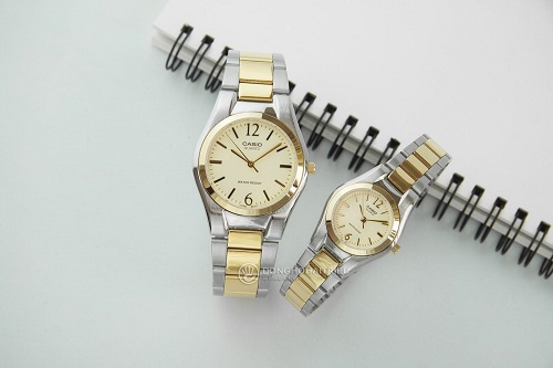 Đồng hồ đôi nam nữ đeo tay cặp chính hãng Halei dây kim loại đẹp vàng giá rẻ  thời trang (502) - Giá Sendo khuyến mãi: 169,000đ - Mua ngay! - Tư