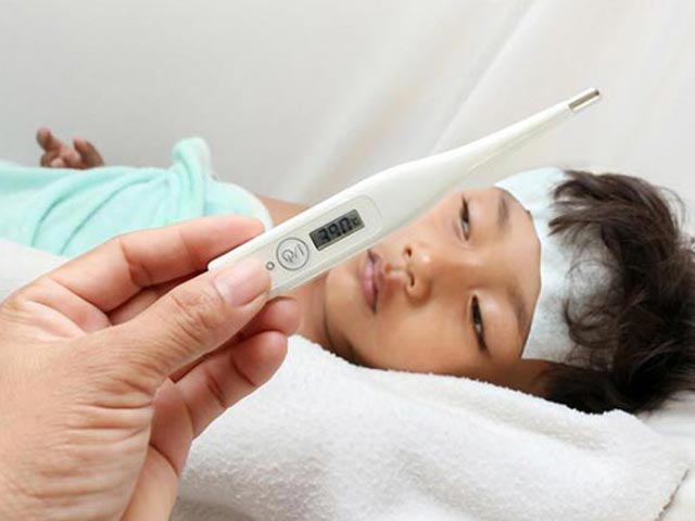 Dấu hiệu sốt xuất huyết ở trẻ em theo giai đoạn bệnh