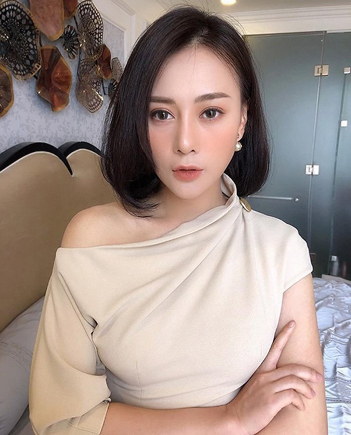 Tóc ngắn luôn là một lựa chọn thú vị cho các diễn viên. Điển hình là các ngôi sao tóc ngắn Việt Nam. Nếu bạn yêu thích mỹ nam, mỹ nữ với mái tóc ngắn, hãy xem hình ảnh này ngay để khám phá những gương mặt nổi tiếng của Việt Nam với tóc ngắn đẹp nhất.