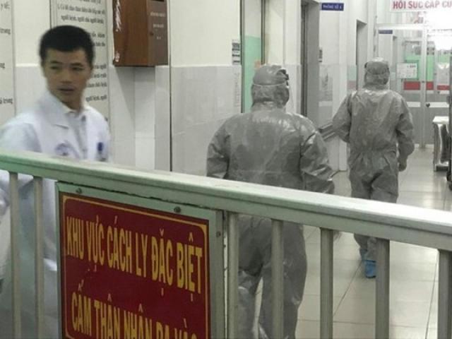 2 bệnh nhân mắc viêm phổi Vũ Hán được bác sĩ Bệnh viện Chợ Rẫy điều trị thế nào?
