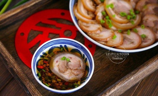 Cách Làm Thịt Chân Giò Heo Xông (Hun) Khói Ngon Ngất Ngây