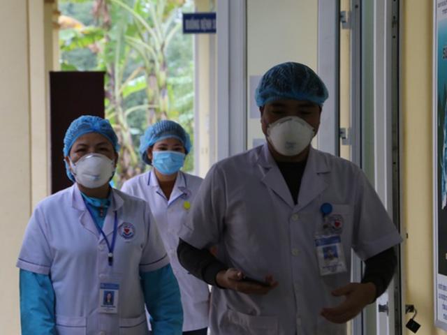 Vĩnh Phúc hỏa tốc xin hỗ trợ thêm 25 bác sĩ để hỗ trợ Bình Xuyên chống dịch Covid-19