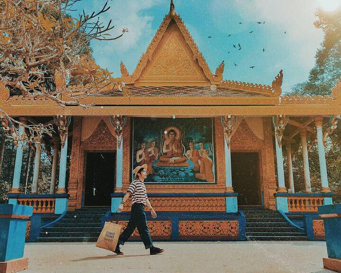 Cận cảnh ngôi chùa ở Sóc Trăng là nơi trú ngụ của hàng vạn con dơi