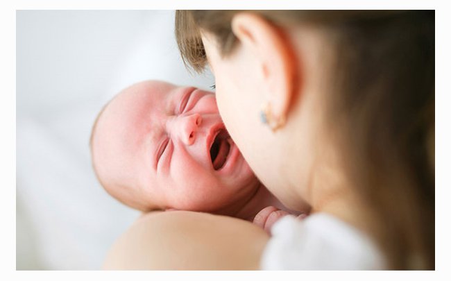 Trẻ sơ sinh bị sôi bụng và xì hơi nhiều có phải do mẹ? - 1