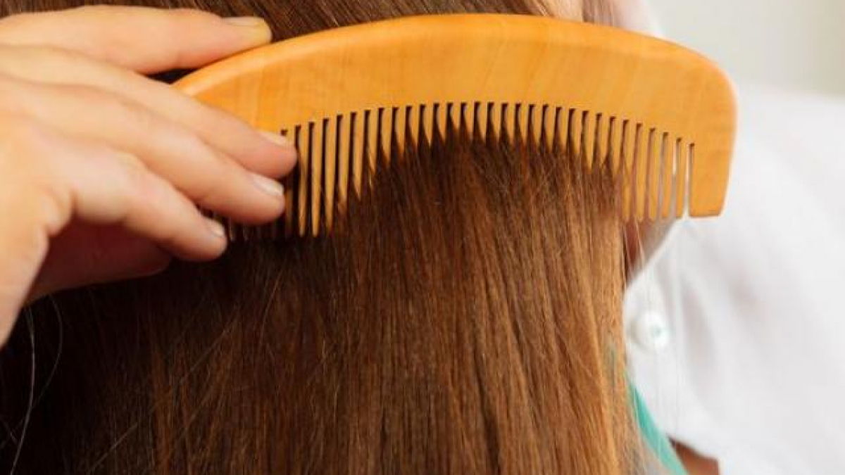 5 vấn đề sức khỏe có thể được cải thiện chỉ nhờ việc chải tóc mỗi ngày