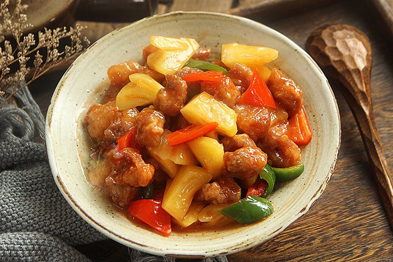 lam thit sot chua ngot, vo cho them dua vao, chong an khen khong ngot - 8