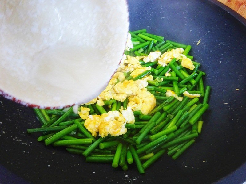 chi can xao ngong toi cung mot thu la co ngay mon an tot ngang khang sinh, giam om dau - 7