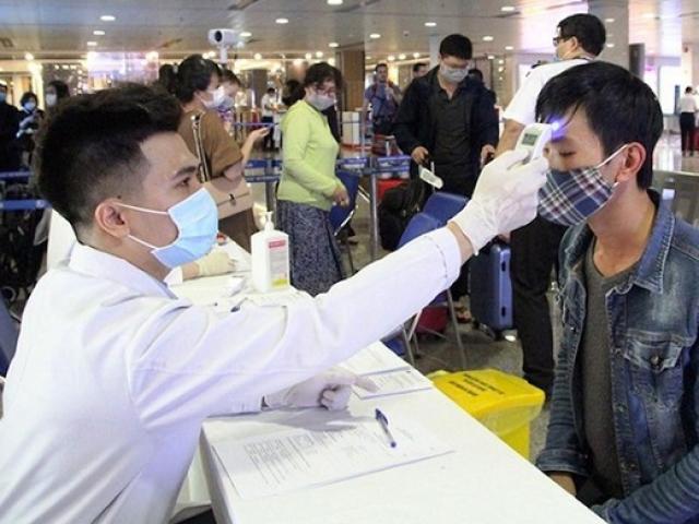 Thêm 11 ca mắc COVID-19 nâng tổng số lên 134, có bệnh nhân đi khắp nơi không đeo khẩu trang