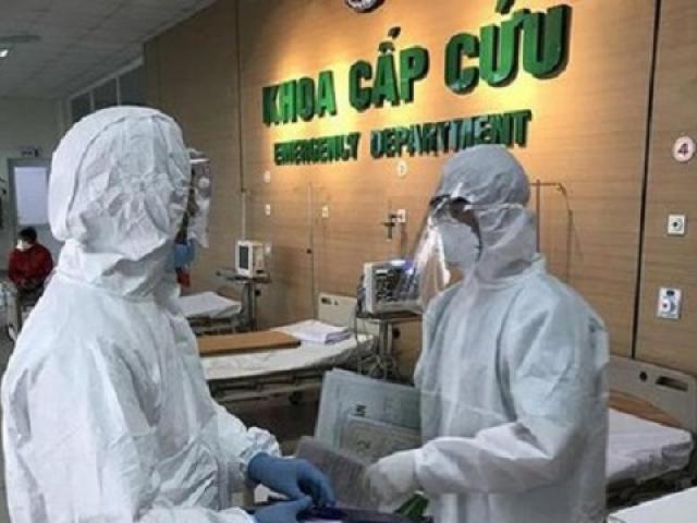 Đồng nghiệp của nam bác sĩ đầu tiên mắc COVID-19: Chúng tôi không bao giờ bỏ mặc bệnh nhân