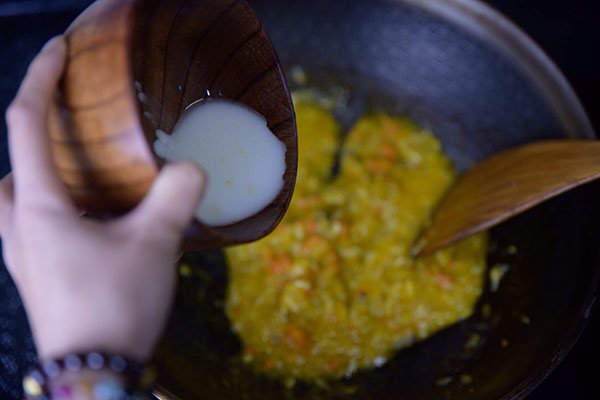 con dau lam dieu la, nau chung cam voi cua, me chong ta hoa roi ngac nhien vi qua ngon - 6