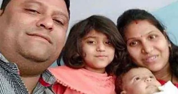 The wife ran away with the mistress, the husband sent a creepy photo of two daughters to take revenge - 1