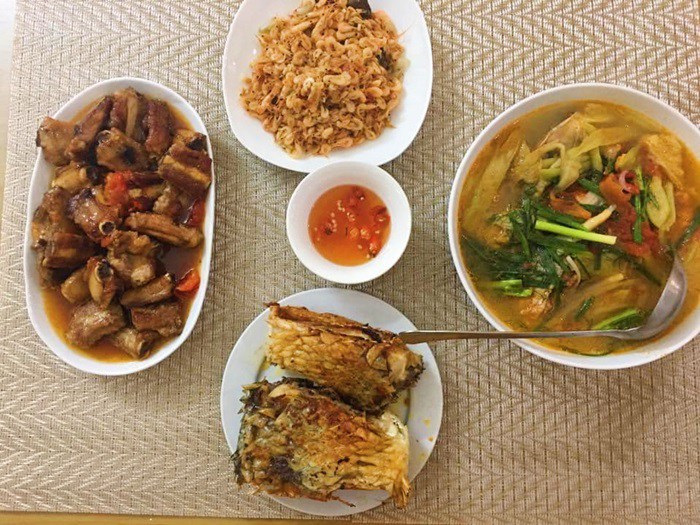 Đau đầu vì chiều chồng, 8X vẫn tình nguyện bày biện những mâm cơm amp;#34;ú ụamp;#34; món - 5