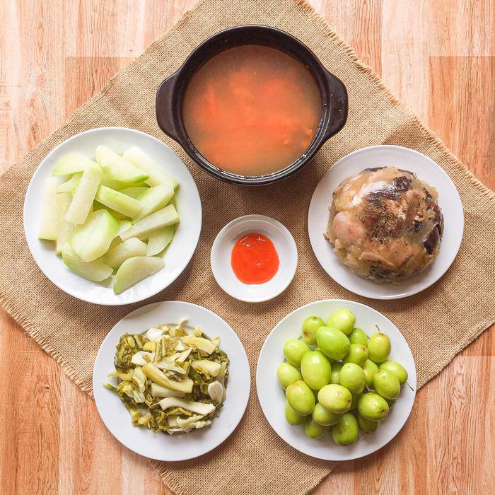9X khoe cơm mùa đông cho 6 người đủ món ngon nhưng lại bị chê amp;#34;ít thế!amp;#34; - 6