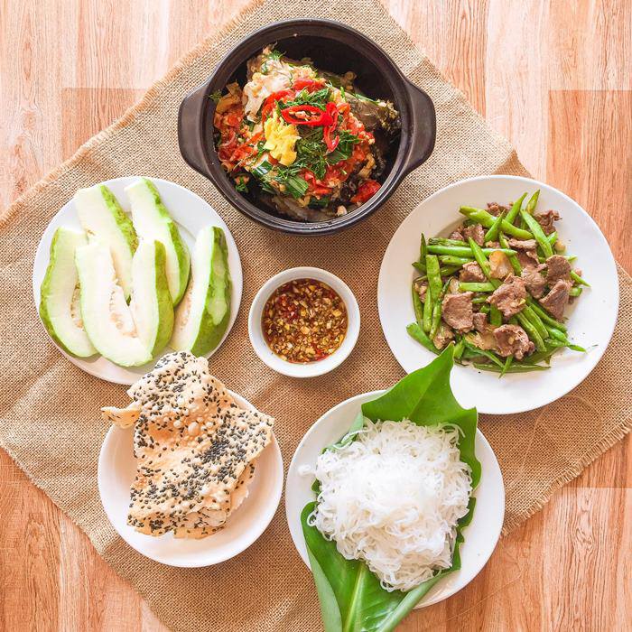 9X khoe cơm mùa đông cho 6 người đủ món ngon nhưng lại bị chê amp;#34;ít thế!amp;#34; - 13
