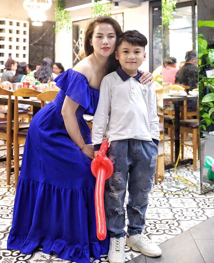 Mẹ đảm mách cách làm mứt dừa non ngũ sắc ngon bất bại, sên mẻ nào kết tinh mẻ đó - 4
