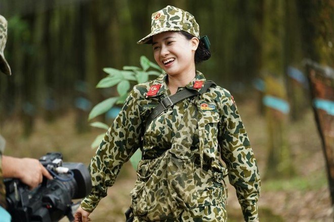 Trong Sao Nhập Ngũ bị ví như vịt nhưng ngoài đời Dương Hoàng Yến sở hữu vẻ đẹp nữ thần Trong Sao Nhập Ngũ Bị Ví Như Vịt Nhưng Ngoài Đời Dương Hoàng Yến Sở Hữu Vẻ Đẹp Nữ Thần