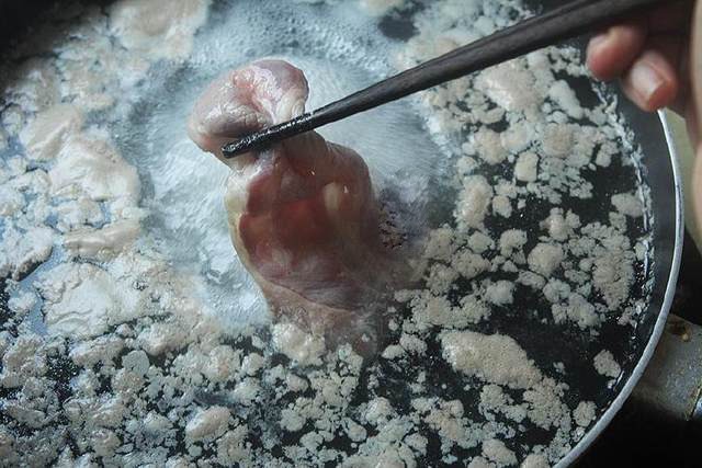 Bò xào hành tây thêm gia vị này, vừa ngon ngọt lại mềm ai cũng ăn 3-4 bát cơm - 4