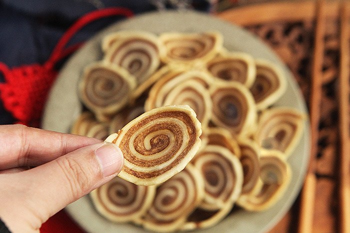 Bánh tai heo giòn tan, thơm nức, khách đến nhà chơi ăn mãi không thể ngừng - 12