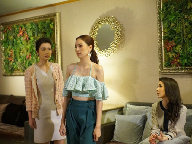 Thấy osin trẻ có dấu hiệu lạ, chồng tôi tái mặt đánh rơi bát cơm đang ăn dở