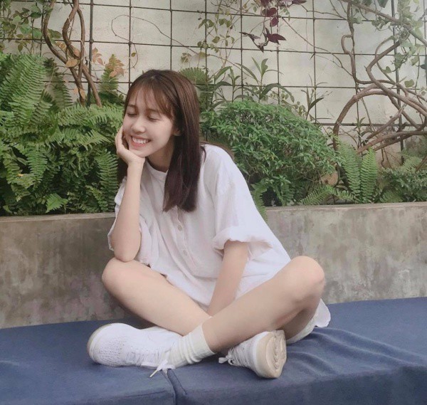 Ra khỏi quân đội, hot girl Sao Nhập Ngũ tậu ngay tóc mới - 6