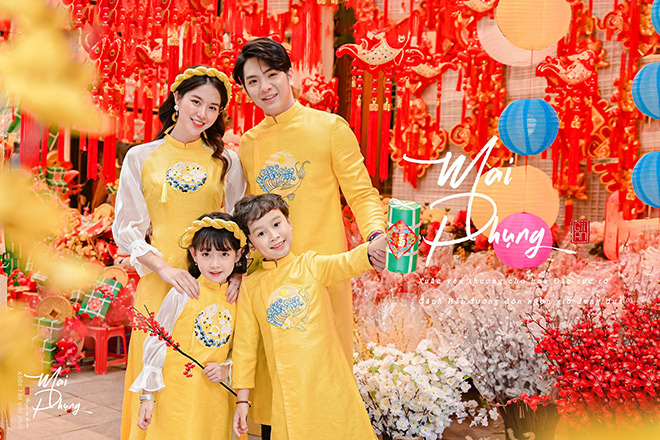 Áo dài Tết gia đình là một trong những hình ảnh đặc trưng nhất của Tết Việt Nam. Hãy xem hình ảnh để cảm nhận sự ấm áp và đoàn viên của gia đình Việt trong mùa Tết.