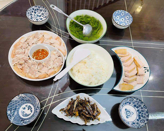 Tái hôn được chồng tặng biệt thự, Vân Hugo thành cô vợ trong mơ, luôn amp;#34;nhà sạch, cơm ngonamp;#34; - 4