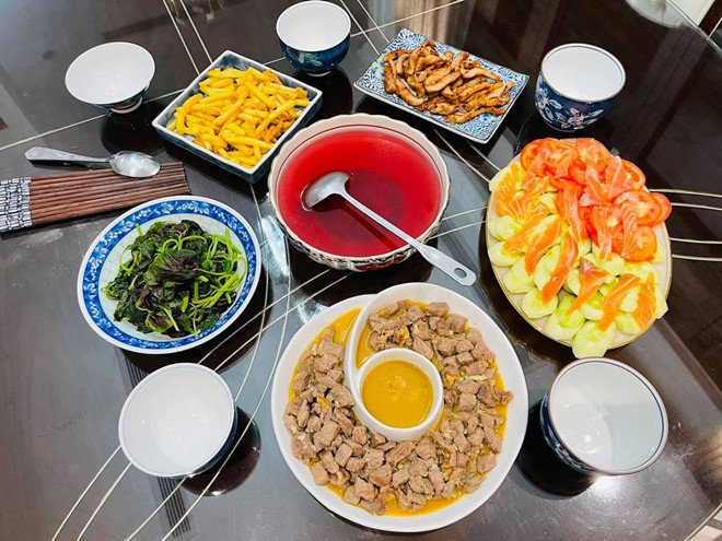 Tái hôn được chồng tặng biệt thự, Vân Hugo thành cô vợ trong mơ, luôn amp;#34;nhà sạch, cơm ngonamp;#34; - 3