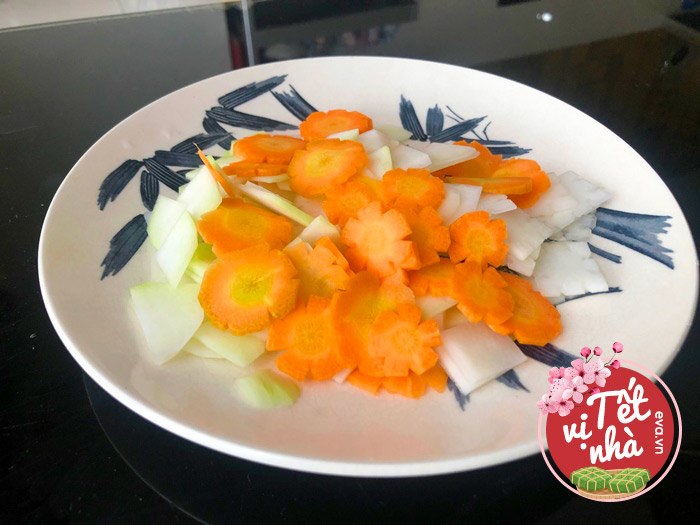 Làm nem rán tuyệt ngon vàng ươm, giòn rụm, không sợ bục cho ngày Tết - 5