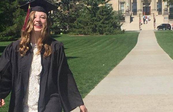 Boyfriend studied hard, girl ordered food to take place, unexpectedly received a painful 