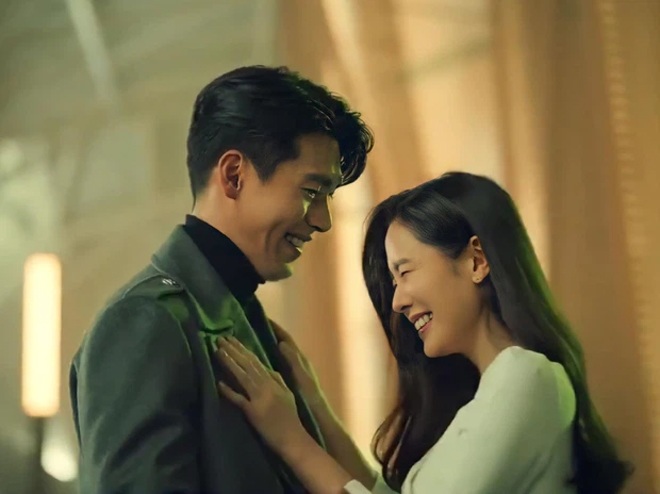 Đúng ngày Valentine, Hyun Bin - Son Ye Jin amp;#34;phát đườngamp;#34; cho các fan, ánh mắt nhà trai gây sốt - 4