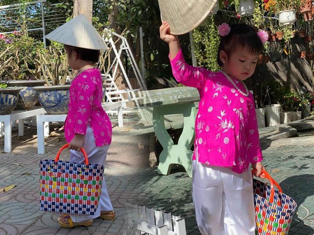 Con gái Lê Phương diện áo bà ba, xách làn đi chợ, đáng yêu và sành điệu không thua mẹ