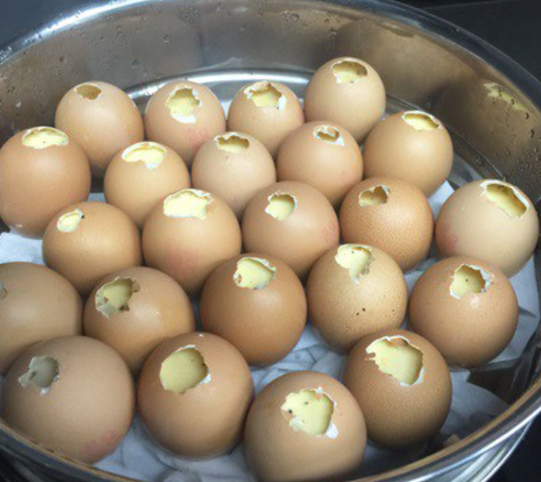 3 Cách làm trứng gà nướng tại nhà không bị trào ngon khó cưỡng - 4