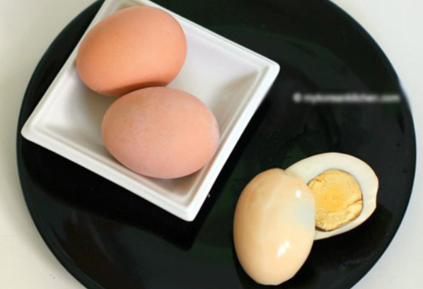 3 Cách làm trứng gà nướng tại nhà không bị trào ngon khó cưỡng - 11