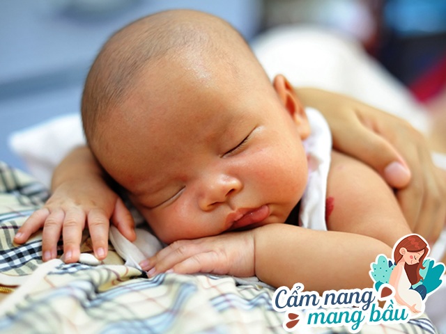 Trẻ thông minh là do di truyền? Câu trả lời khiến mẹ bầu phải lưu tâm!