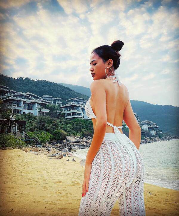 Chạm ngưỡng 30, Hoa hậu bikini vẫn liên tục đăng hình khoe dáng nuột từng centimet - 5