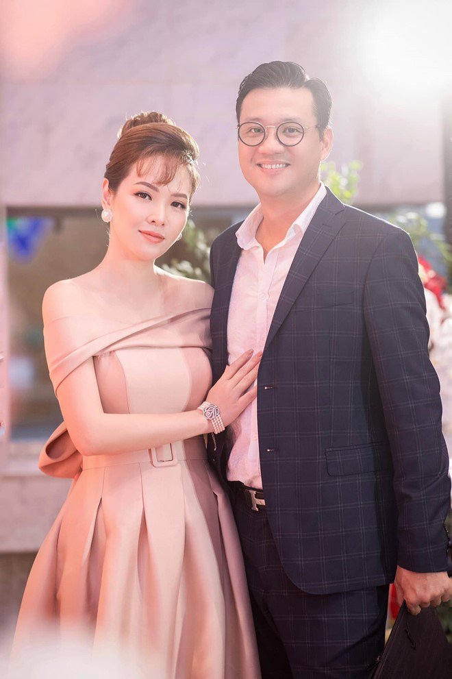 MC Dan Le revealed that when he first married, Khai Anh knew but couldn't do anything - 5