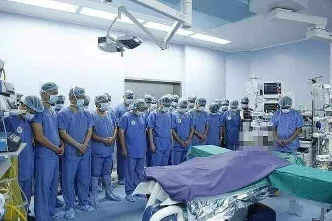 The grief and desire of an old mother to donate her son's organs to save 6 people - 1