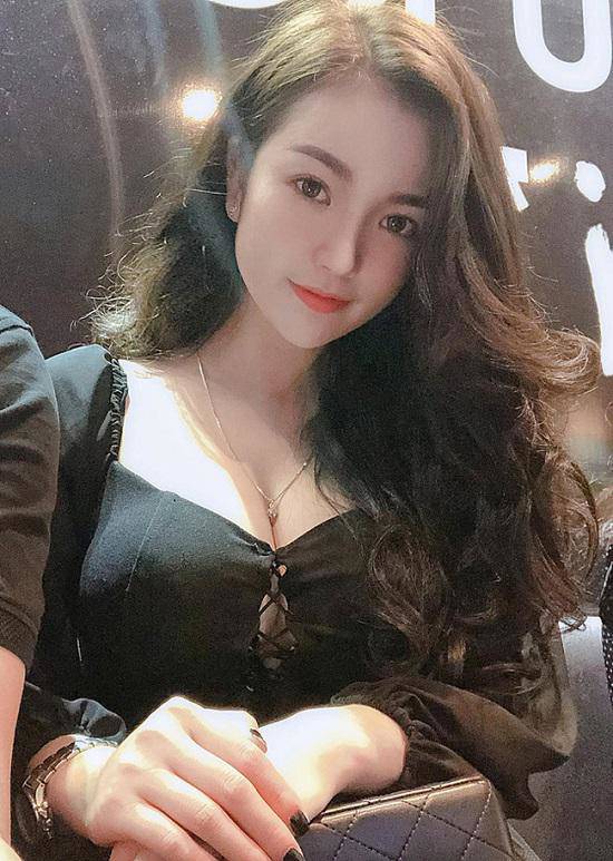 Hot girl có amp;#34;vòng mộtamp;#34; đến 108cm, khẳng định sexy chứ không hư hỏng - 9