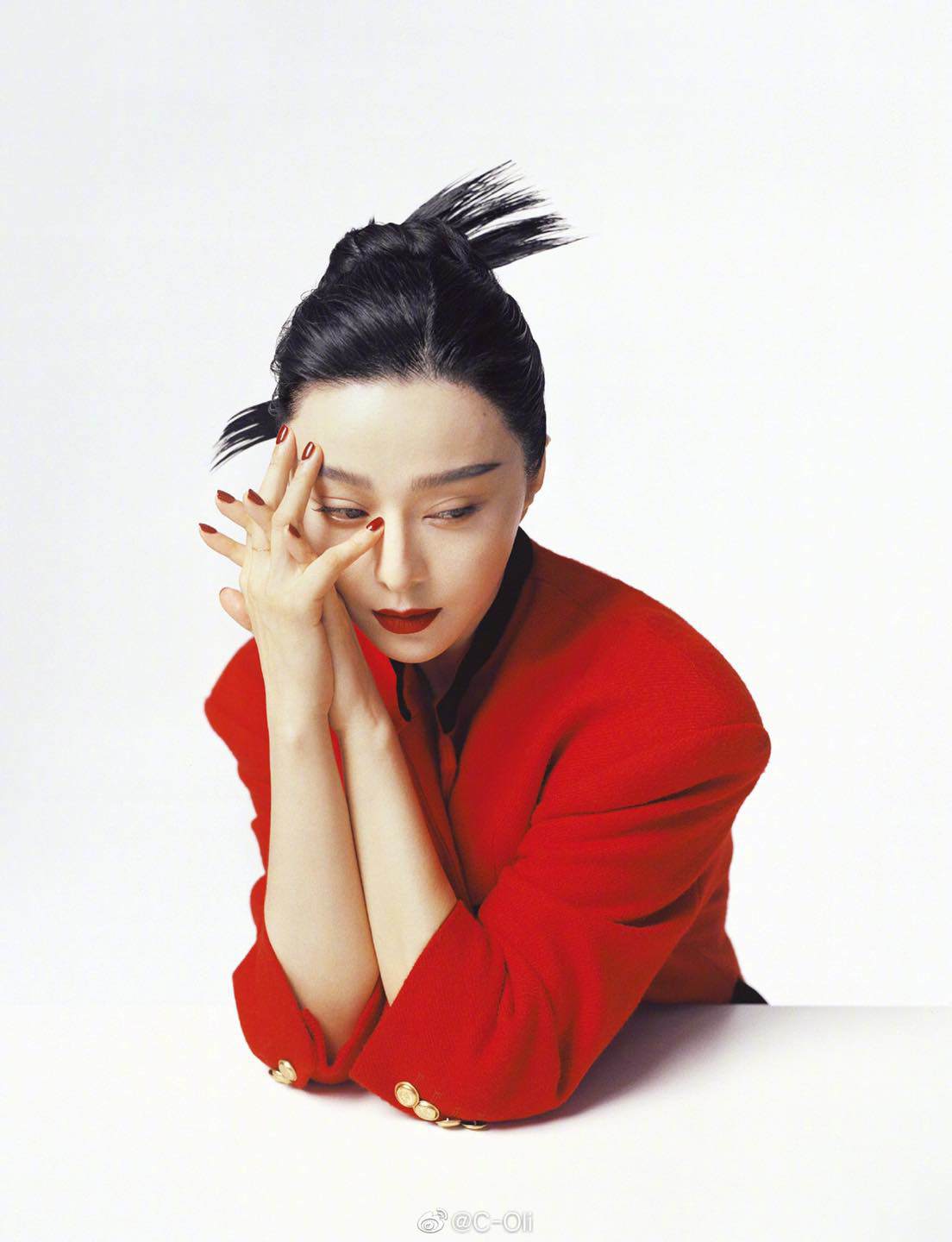 Đụng tóc kiểu cánh chim bay, Lan Ngọc ngọt ngào bao nhiêu, Phạm Băng Băng quyền lực bấy nhiêu - 5