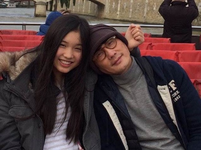 Ngôi sao 24/7: Sao nam tóc bạc trắng bật khóc tiễn con gái 22 tuổi về với đất mẹ - 4