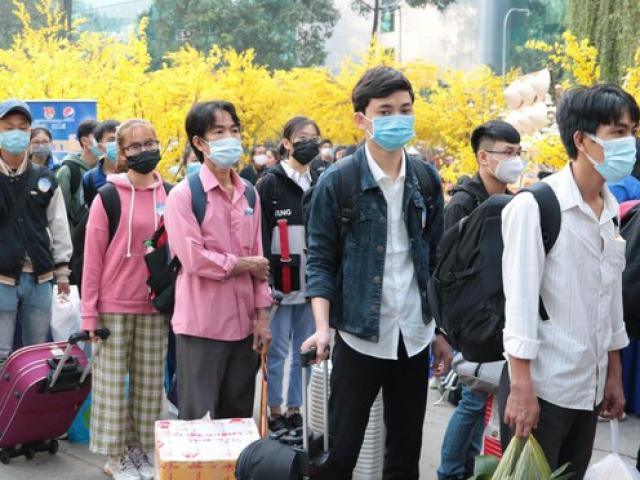 COVID-19 27/1: Một huyện ở Thanh Hóa phát hiện gần 60% người trở về quê ăn Tết dương tính SARS-CoV-2